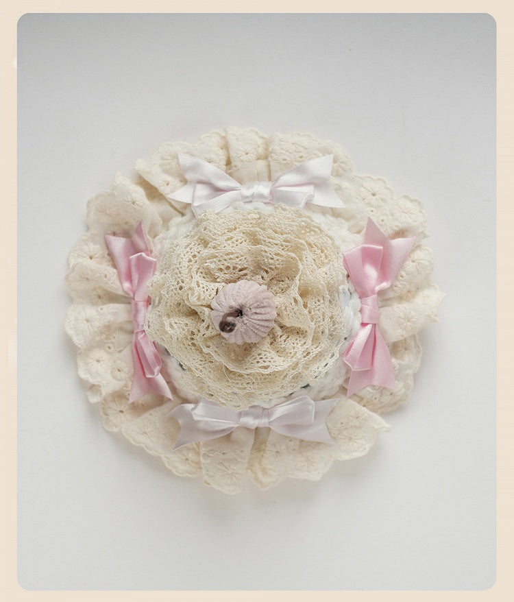 スイートロリータのブルーとピンクのリボン、チェリーケーキのレイヤードレーストリムハット