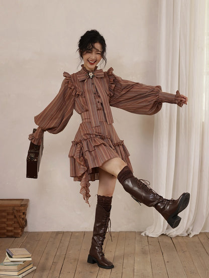 赤茶色のヴィンテージストライプ柄ティアードフリルトリムハイウエストスカート