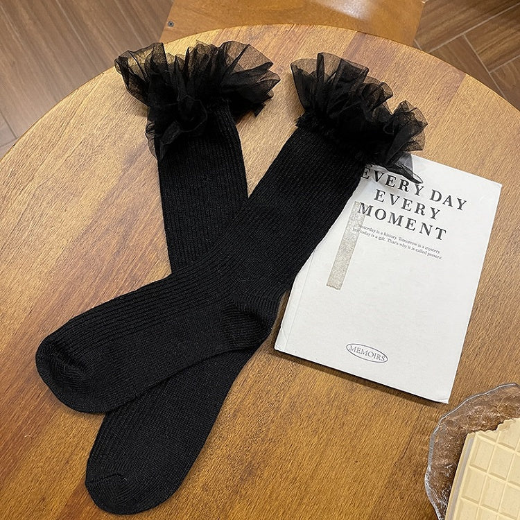 White Sweet Lace Trim Calf Socks