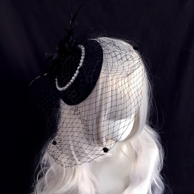 Details with Hat Mini Black/White Pearl Chain Floral