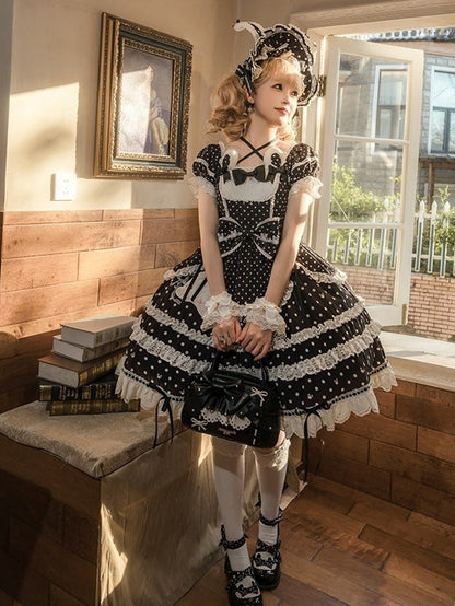 Quadratisches Kleid mit Häschen und Punkten, süßes Lolita-Muster, Ausschnitt, schwarze Ohren