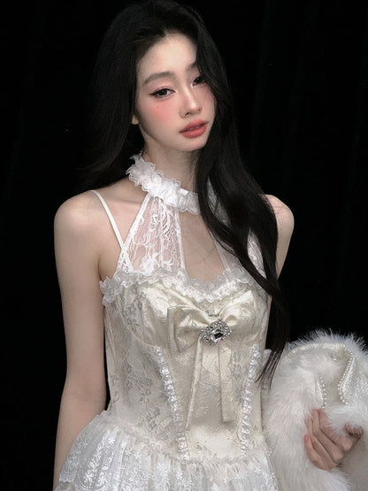 アプリコットホルターネックリボンティアードスカートドレス