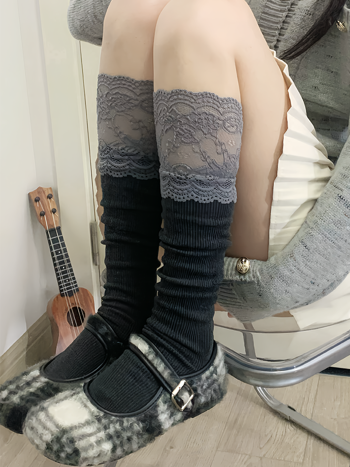 White/Gray/Black Sweet Lace Trim Calf Socks