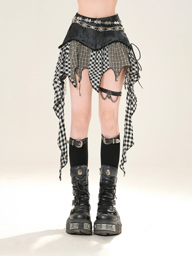 ブラックハンカチヘムチェックスカート