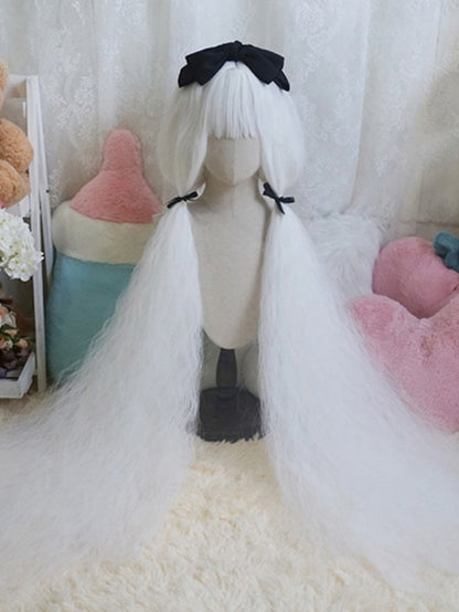 Weiße lange lockige Perücke mit vollem Pony