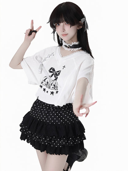 Free Choker T-Shirt White V-Neck Lace-up Detail Blokecore Graphic with