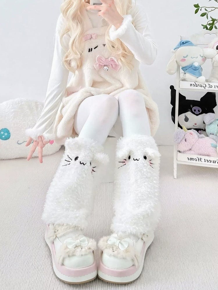 Fluffy Cat White Warmers Leg