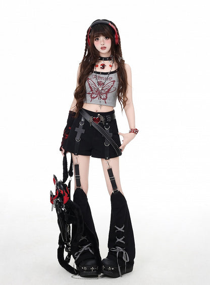 ブラッククロス装飾ショートパンツ、レースアップディテール、取り外し可能なレッグウォーマー付き