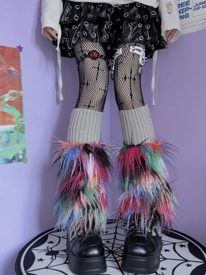 Bunte zottelige Beinwärmer aus Kunstpelz
