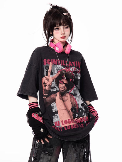 Schwarzes, lockeres T-Shirt mit Rundhalsausschnitt und Vintage-Print