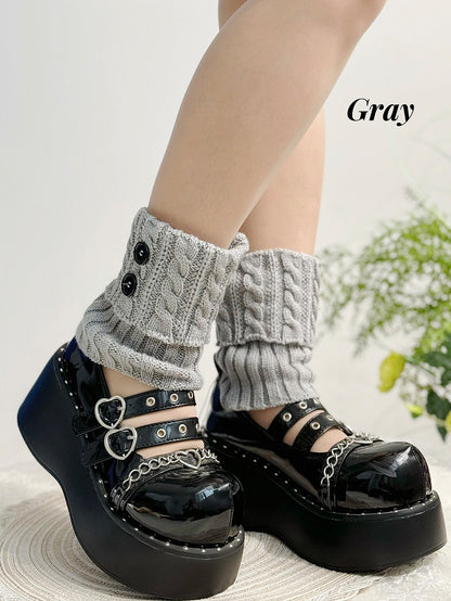 ホワイトボタンニットレッグウォーマー