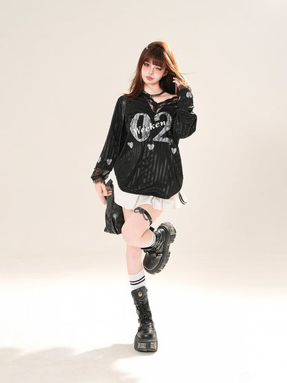 ホワイト/ブラックトリム Vネック レース ナンバープリント ストライプ トップス