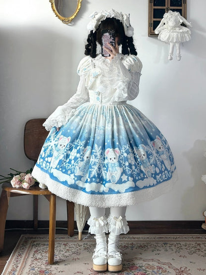 Süßes Lolita-Kleid mit Teddy- und Schneeflocken-Muster und Winterfleece-Saum