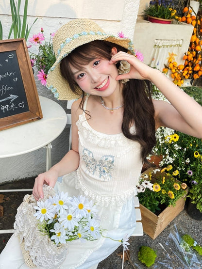 ホワイトバタフライ刺繍フリルレースヘムホリデーキャミソールトップ