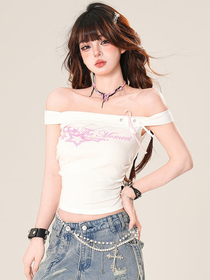 ブラック/ホワイトのグラマラスなビタースイートネックラインオフショルダー