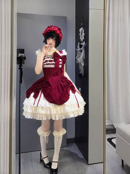 JSK à taille baleinée rouge bordeaux avec ourlet à volants - Gardenia Chronicle
