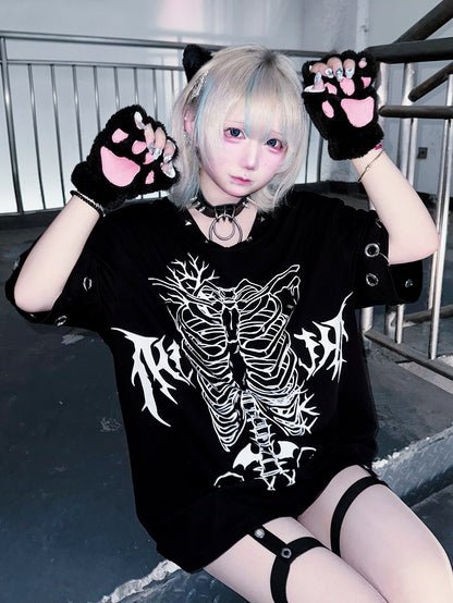 Oversized Black Jirai-Kei Tee with Skeleton Print, Rivets and Circular Eyelets, Short Sleeve - Puzzles