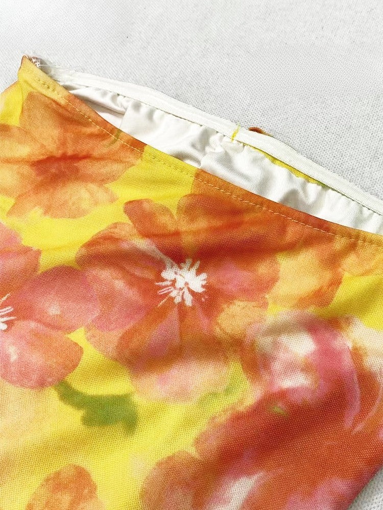 プリントトップ ラッフルアクセント オレンジチューブ ホリデーフローラルカスケーディング