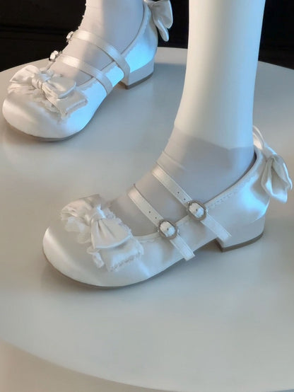 Sweet Janes Double mit Mary Satin-Finish Spitze Rüschen weiße Schleife PU Lolita Schnallen -