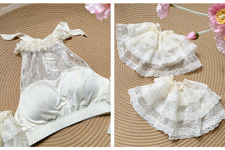 取り外し可能なネックライン、ベージュのフラッタースリーブ、レースのクロップド丈ホルターネックトップ