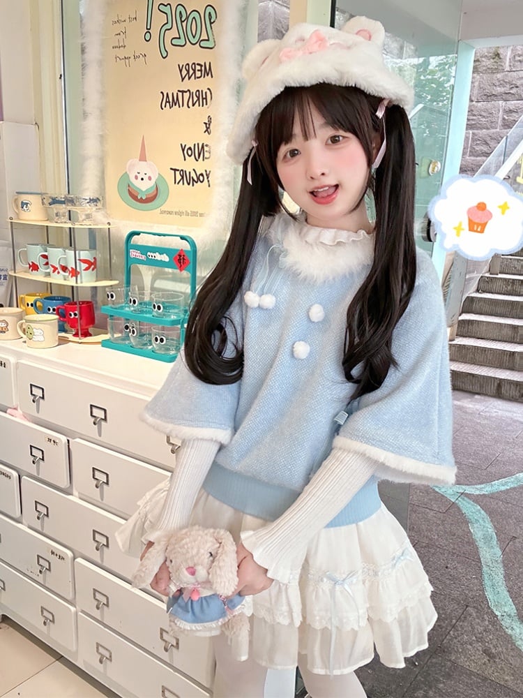 ブルーのプラッシュトリムのリボンとポンポンのセーターとホワイトのフリルカフトップセット