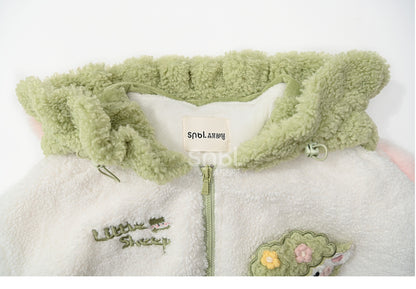 キュートなラムアップリケのホワイト＆グリーンカラーブロックデザインフリースジップパーカー