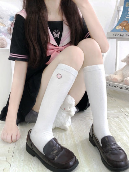 White/Black/Beige Calf Kitten Paw Cute Embroidered Socks