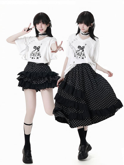 Free Choker T-Shirt White V-Neck Lace-up Detail Blokecore Graphic with