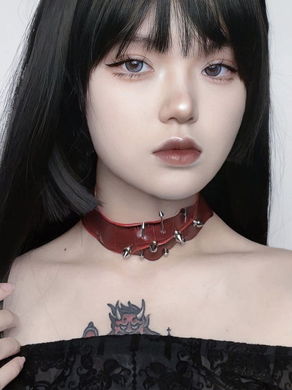 PU Punk Rivet Decorated Choker Red