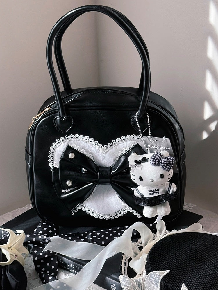Verzierte süße schwarze Handperlentasche Plüsch Lolita Herzschleife