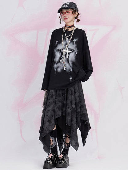 Lockeres Langarm-T-Shirt mit schwarzem Stern