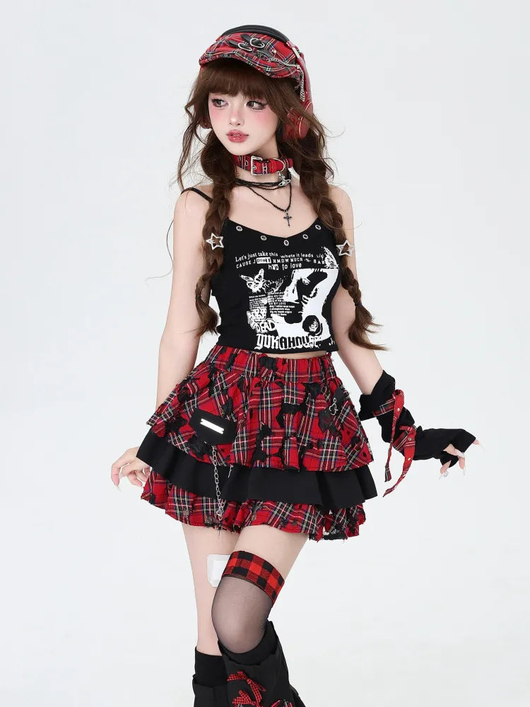 Punk Sleeves with Red Rock Decorated Chain Tiered Free Plaid Black and Skirt Leg