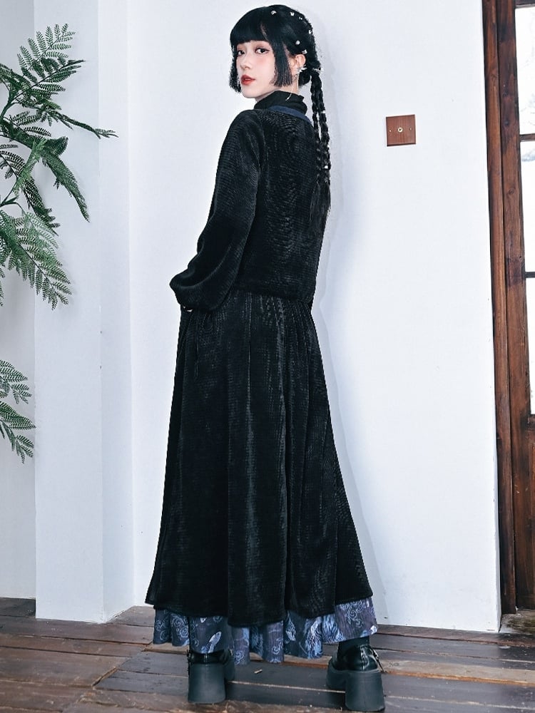 Embroidery Mock Cheongsam - Neck Black Goth Sweatshirt with Goldfish