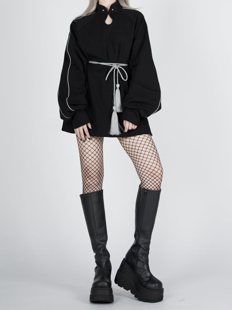 Schwarzes reflektierendes Sweatshirt mit Quaste und Cyberpunk-Gürtel im Qipao-Stil