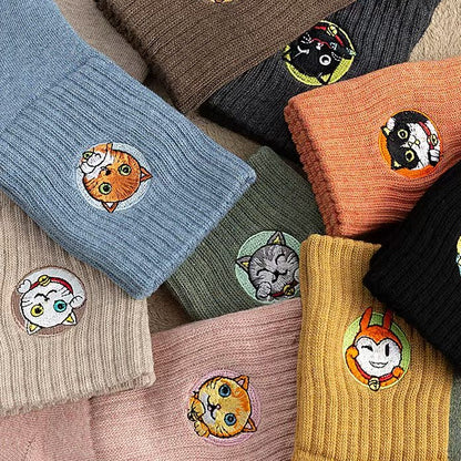 かわいい猫の刺繍入りふくらはぎソックス