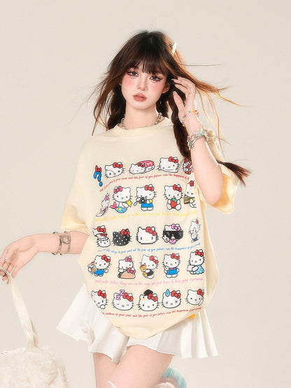 Aprikosenfarbenes, lockeres T-Shirt mit süßem Katzen-Print