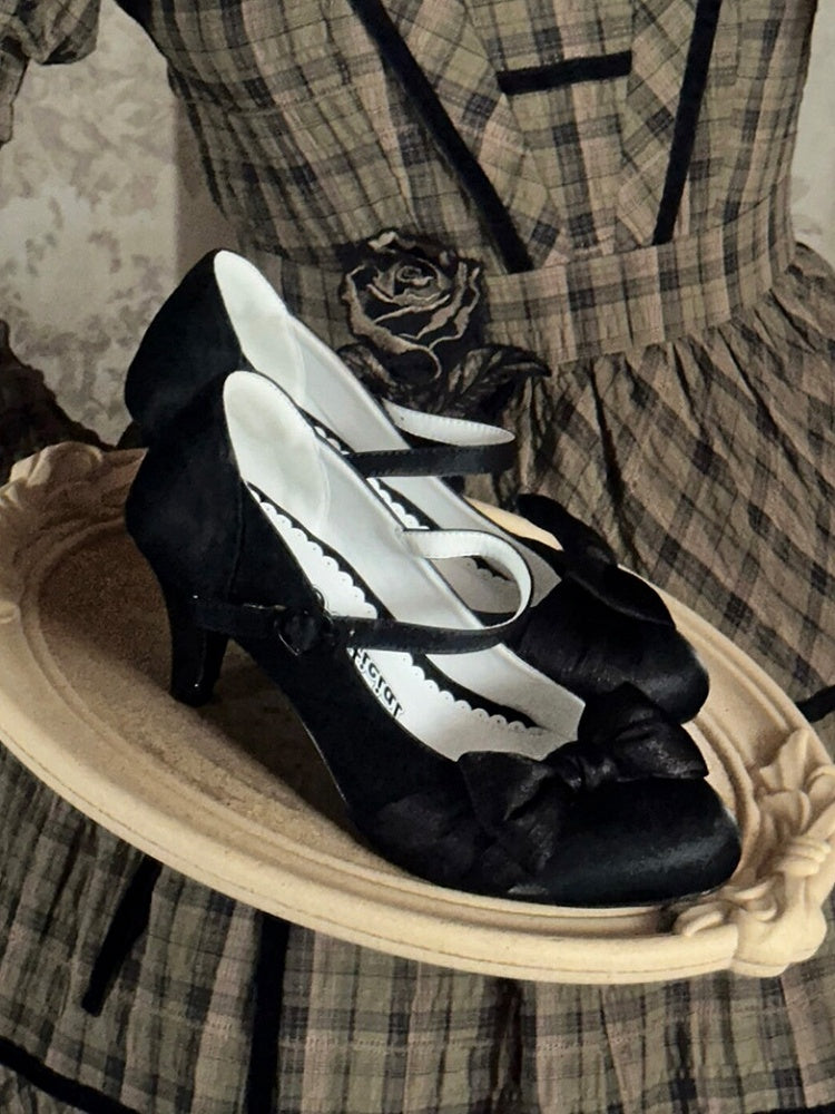Mid-heel Black Mary Janes in PU with Delicate Bow & Heart-shaped Clasp