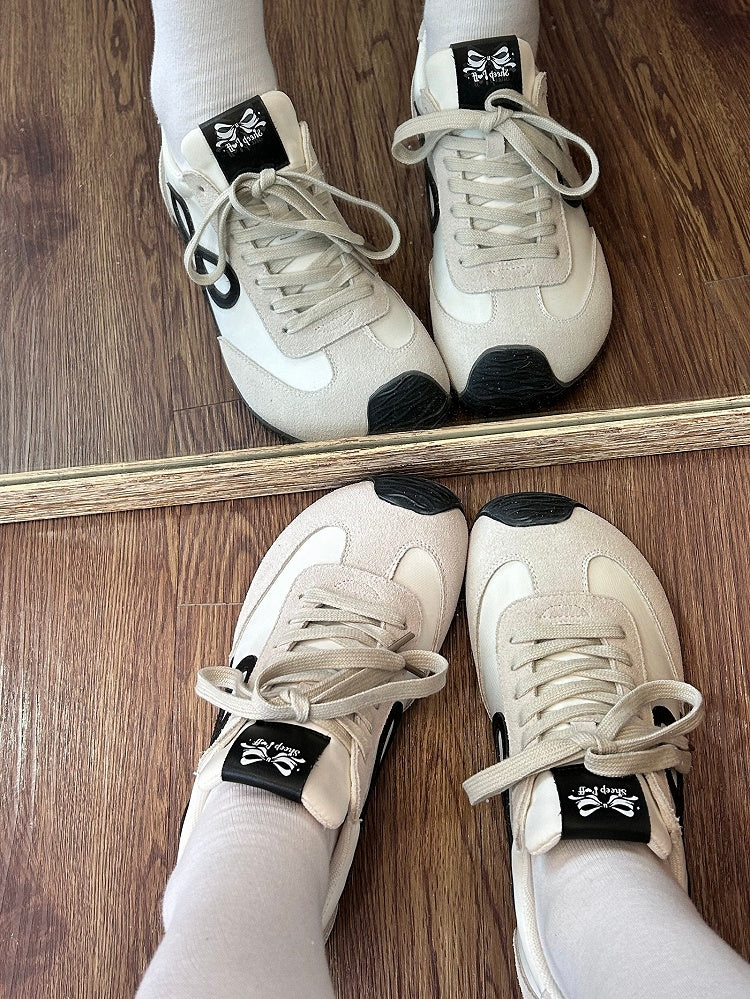 White Sneakers Front Ties Bowknot Lace-up Design