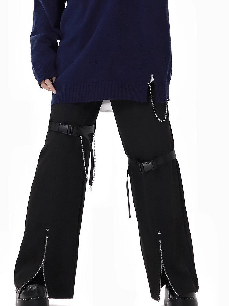 Gerade geschnittene Hose in Schwarz mit Reißverschluss und Druckknopfdetails