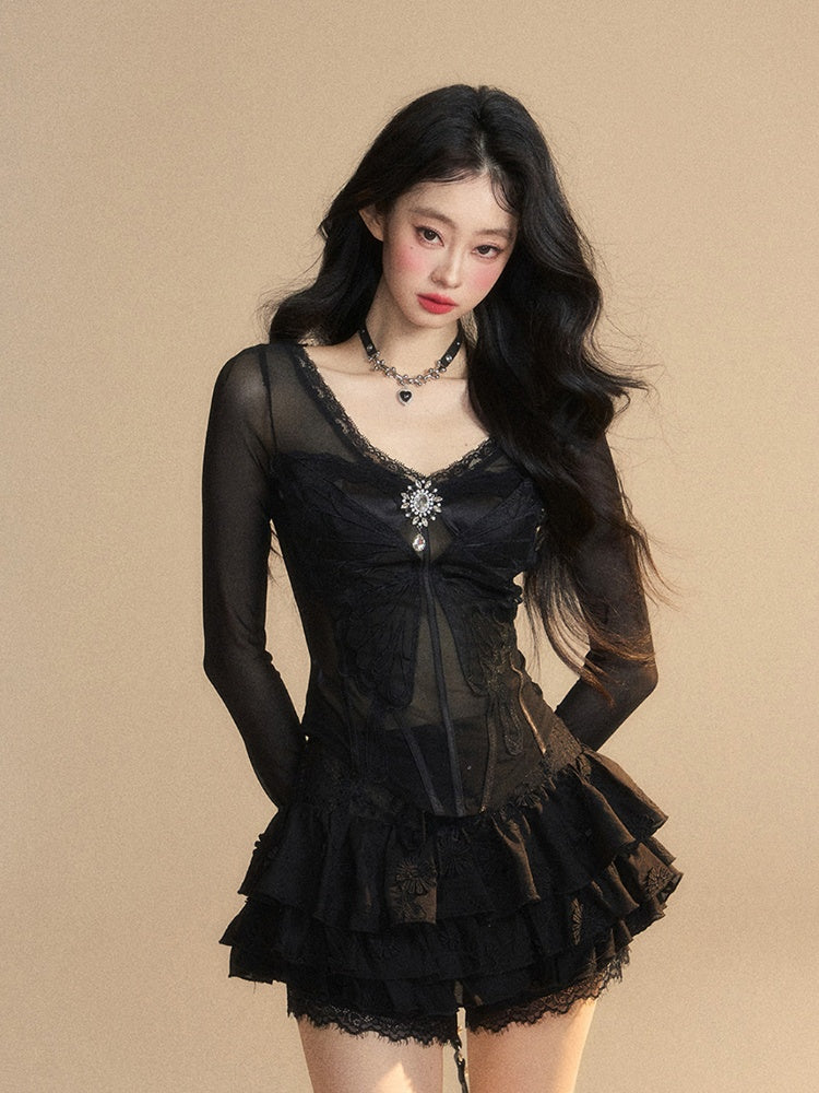 Glamouröses Top mit Strassverzierung, schwarzer V-Ausschnitt, Schmetterlingsstickerei