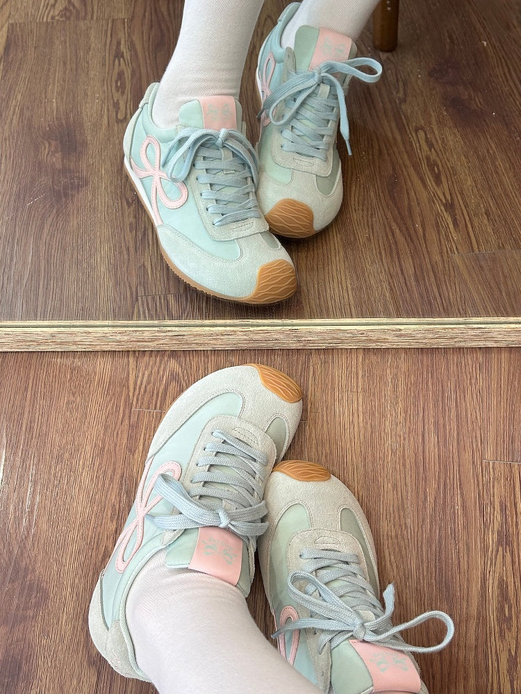 Green Front Bowknot Lace-up Design Sneakers Ties