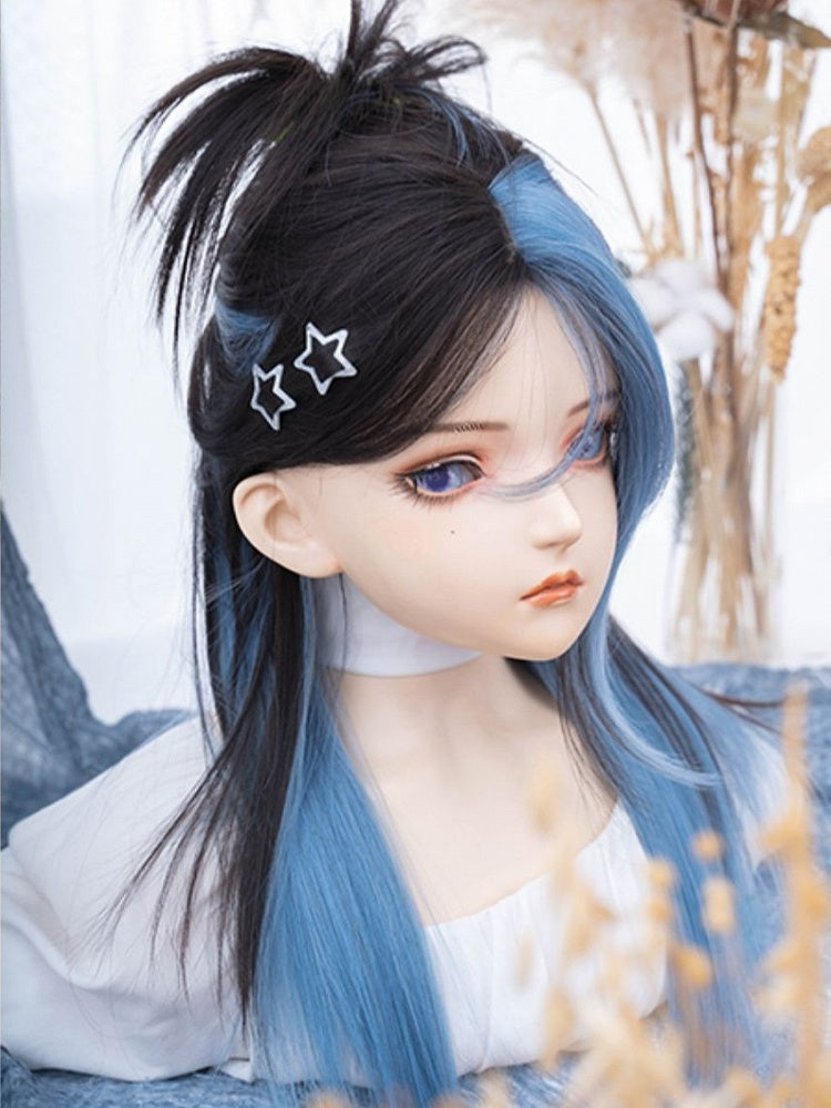 Lange, glatte Kunsthaarperücke mit schwarzen und blauen Highlights und Pony