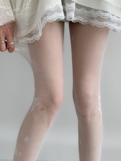 Camellia Pattern White Tights Creamy