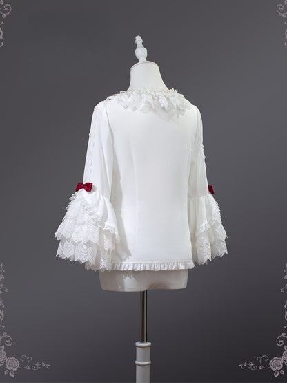 ホワイトレースカラー、レイヤードレース、ベルスリーブのロリータブラウス