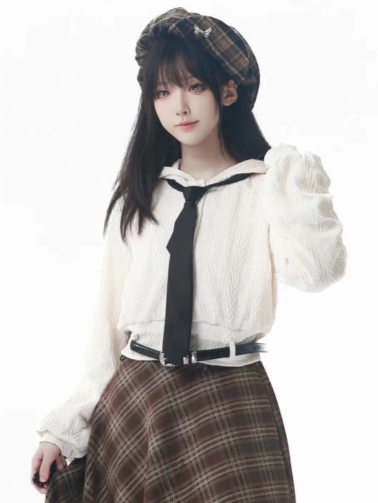 Belt with Waist Knit Hooded White Top