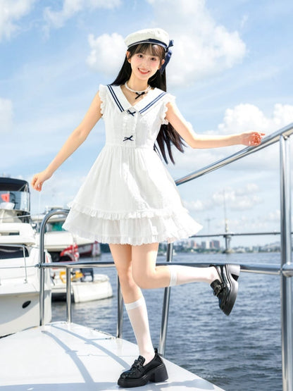 Ärmelloses Kleid mit Stufenrock und Kontrastweiß, Matrosenkragen, Flatterärmel, Blau