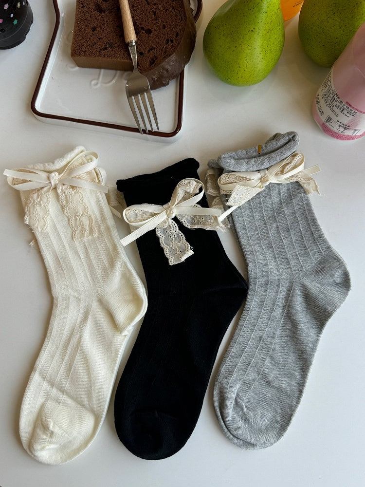Ribbed Ankle Socks with Bowknot in Three Colors - Xi Shang Mei Shao