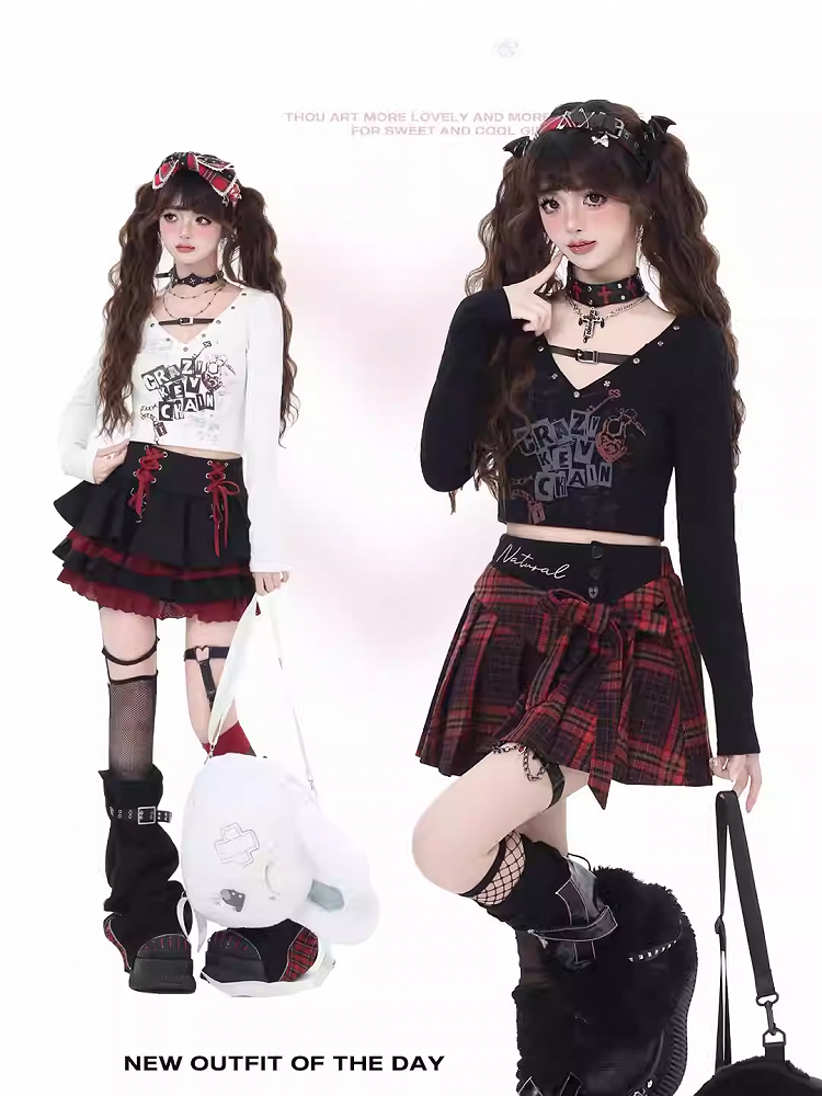 Black/White V-neck Buckle Strap Letter Print Cropped Top