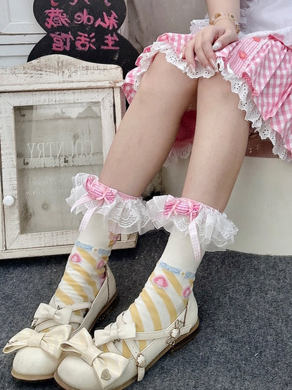 ピンク＆イエローのスイートロリータリボンストライプ柄カーフソックス