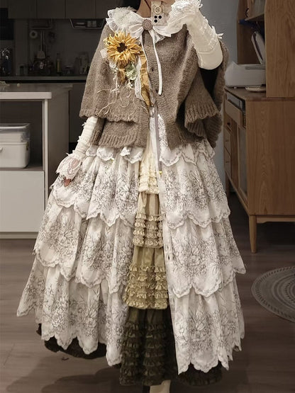 White Classic Scallop Trim Skirt Lolita Print Embroidered Layered Floral Jumper with